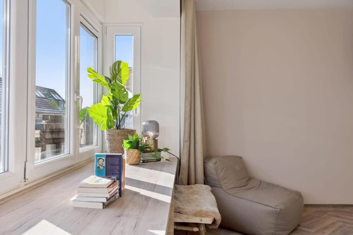Alejandro - Lovely 2 Bedroom Apartment In Oostende Bagian luar foto