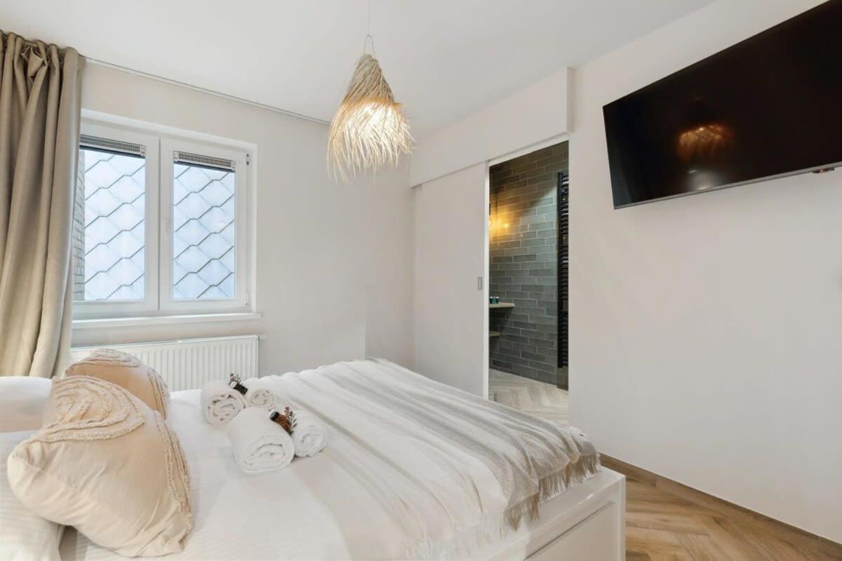 Alejandro - Lovely 2 Bedroom Apartment In Oostende Bagian luar foto